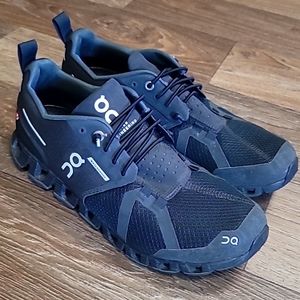 On Cloud Waterpoof Shoes